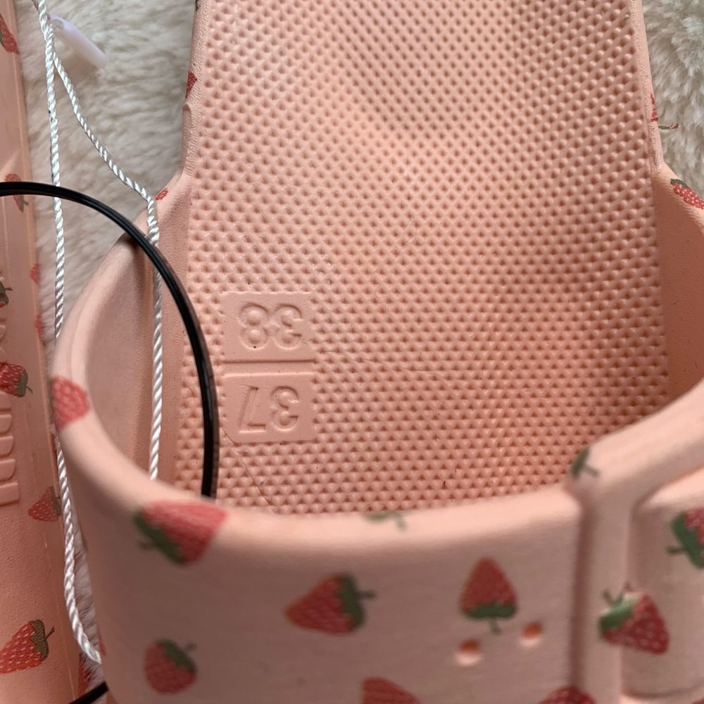 Freedom Moses Tuti Baby Strawberry Slide Sandals - Picture 10 of 14